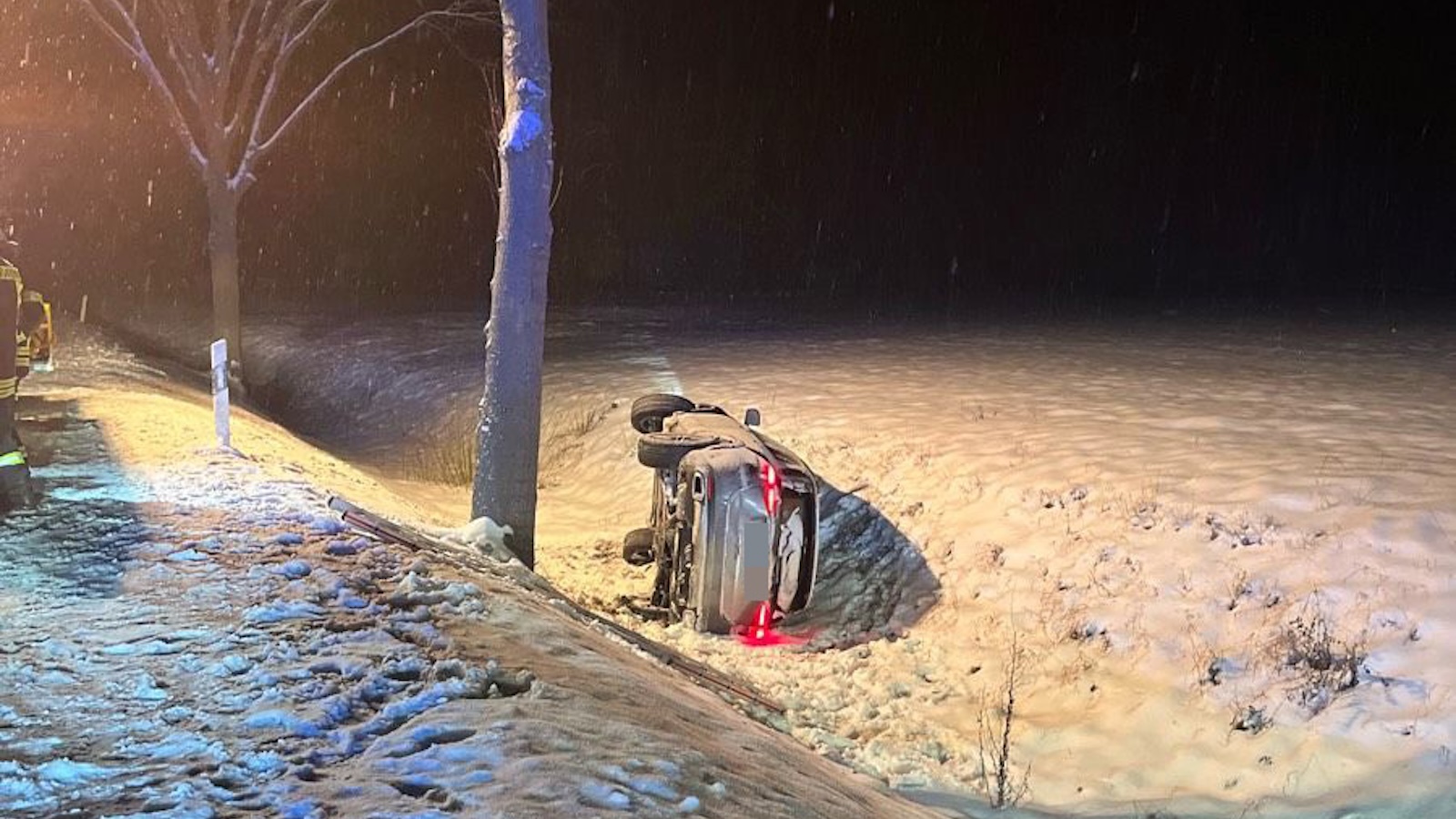 10 witterungsbedingte Einsätze für Polizei - Eine Person leicht verletzt